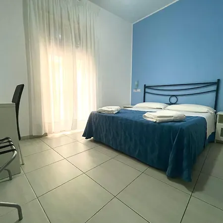 Maniel Hotel