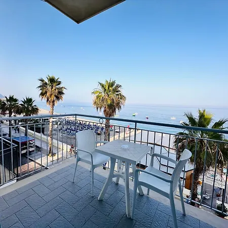 Otel Maniel Letojanni